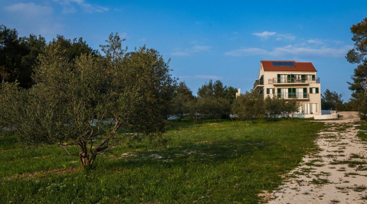 Bijaka Villas&Apartments Milna  Exterior photo